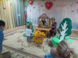 Кукольный театр в консультационном центре. Кукольный театр в консультационном центре.