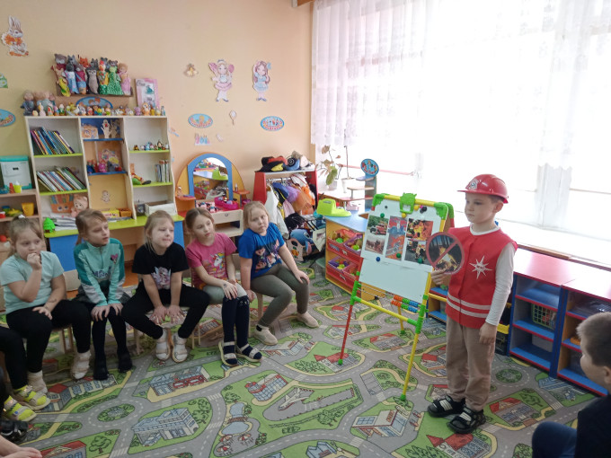 Урок безопасности в группе "Бабочка". Урок безопасности в группе "Бабочка".